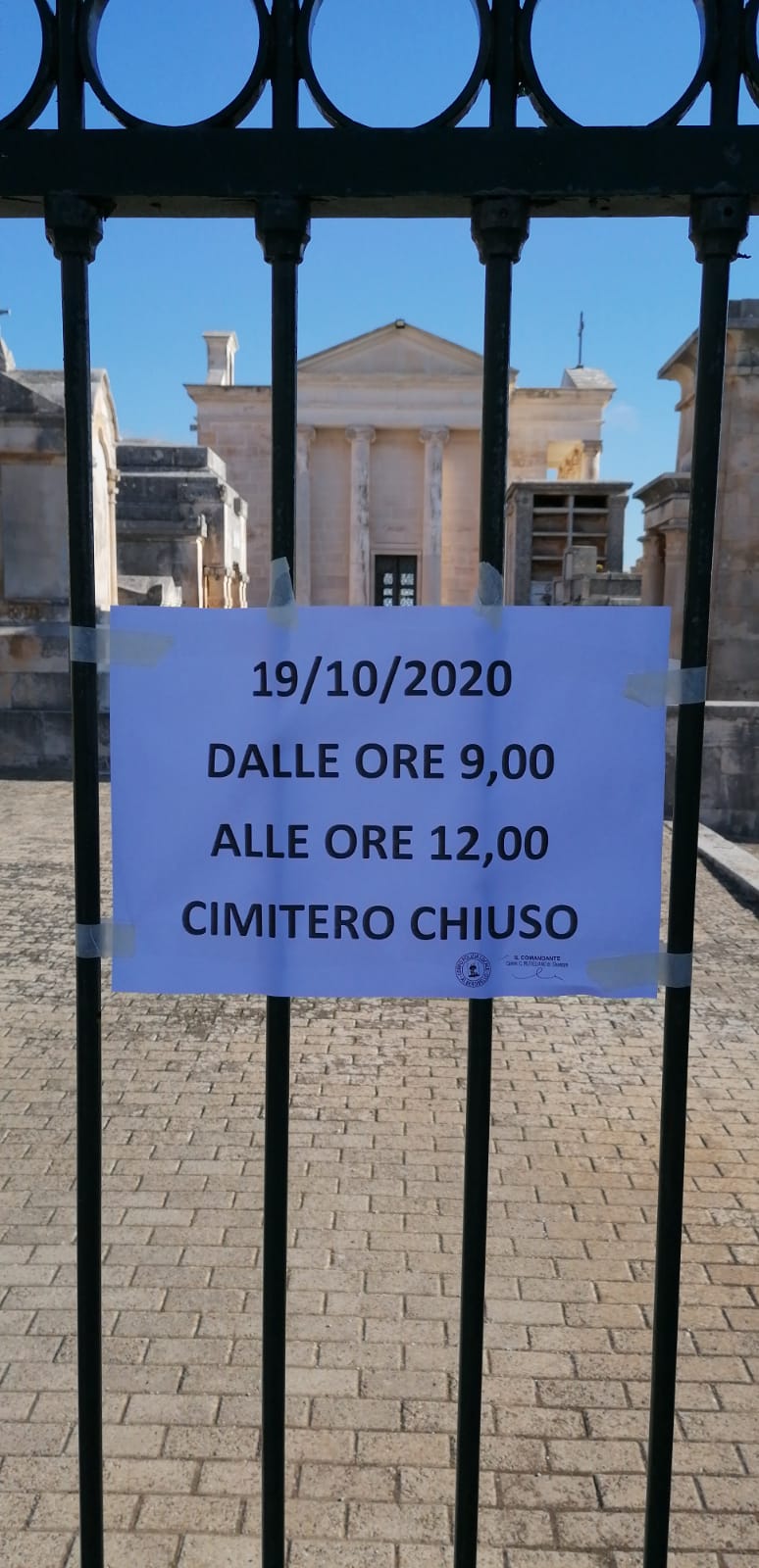 cimitero chiuso